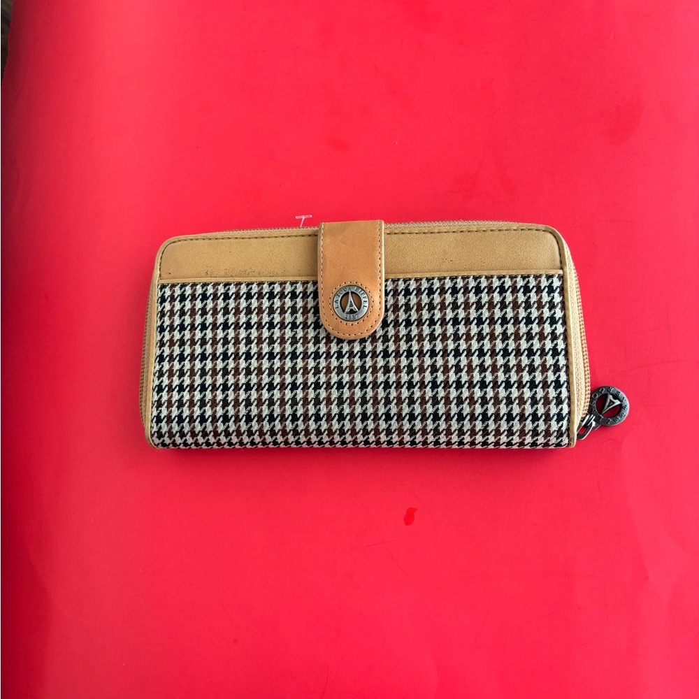 La Tour Eiffel wallet